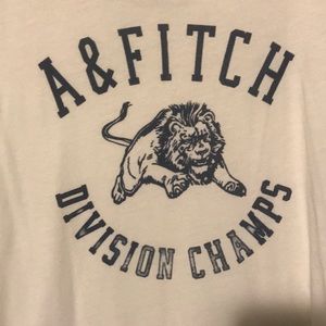 A & Fitch White T-shirt